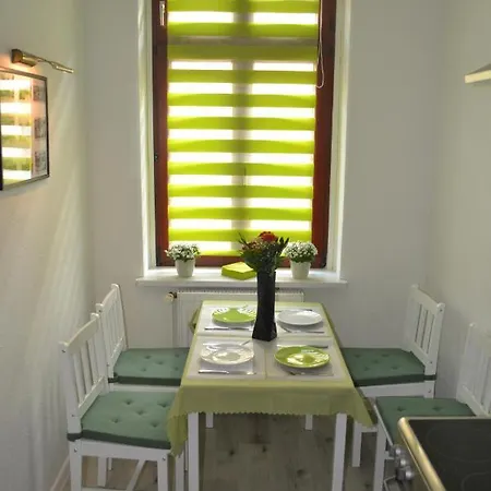 Editha Im Eg Zentrumsnah Appartement *